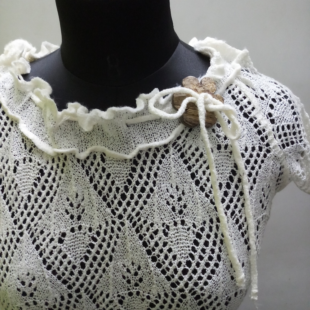 Winter crochet top - Picture 2 of 3